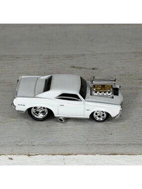 2000 Funline Muscle Machines GM GTO White Made In China GC